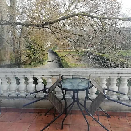 包贾尼城堡酒店