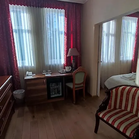 包贾尼城堡酒店 酒店 4*