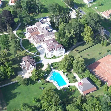 Batthyany Kastelyszallo Hotell 4*