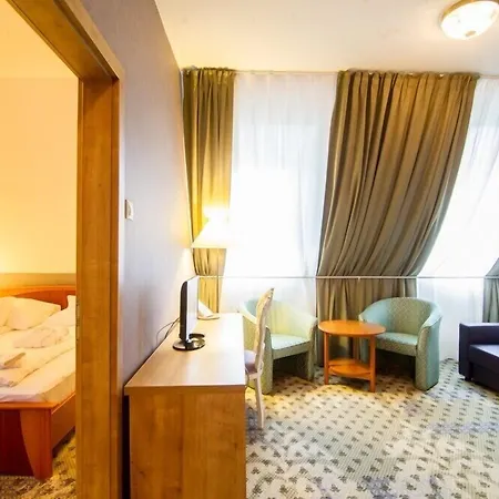 Batthyany Kastelyszallo 4*