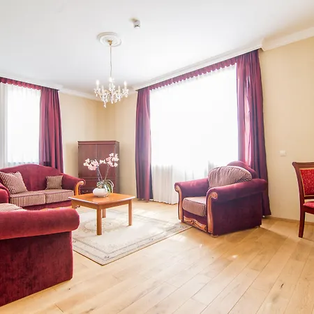 包贾尼城堡酒店 4* Zalacsány