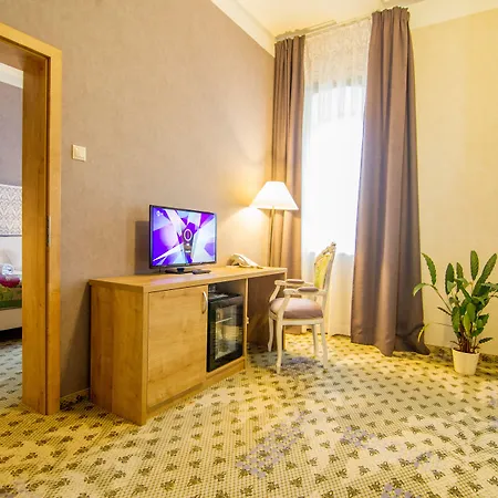 包贾尼城堡酒店 酒店 4*