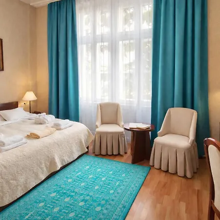 Hotel Batthyany Kastelyszallo 4*