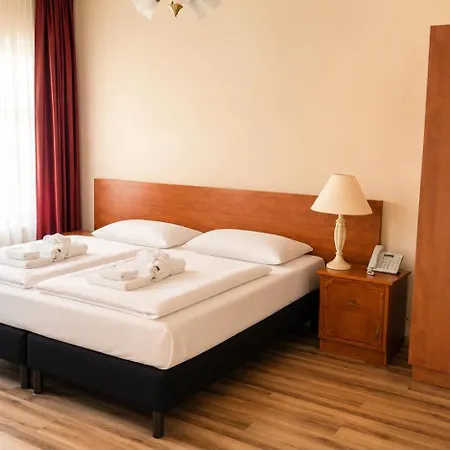 Batthyany Kastelyszallo 4*