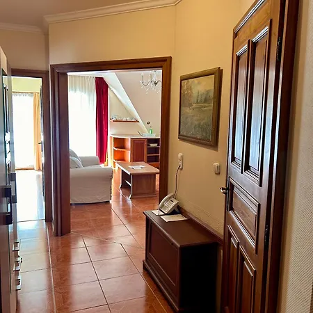Batthyany Kastelyszallo Hotel