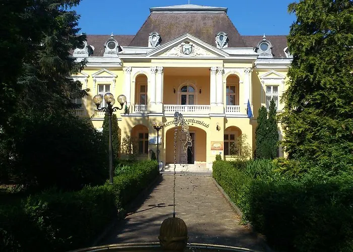 Hotel Batthyány Kastélyszálló 4*