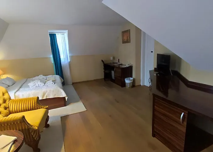 Batthyány Kastélyszálló Hotel