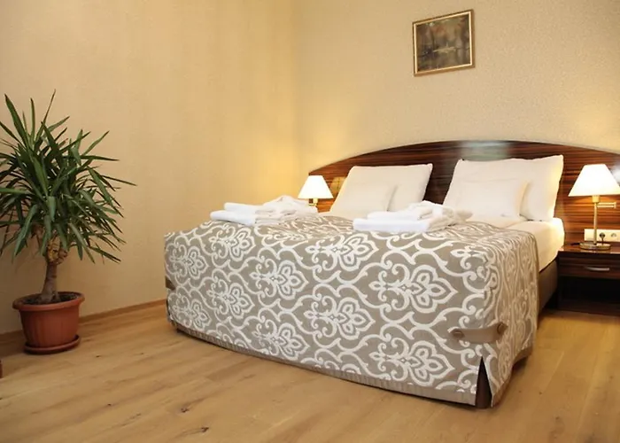 Batthyány Kastélyszálló 4*